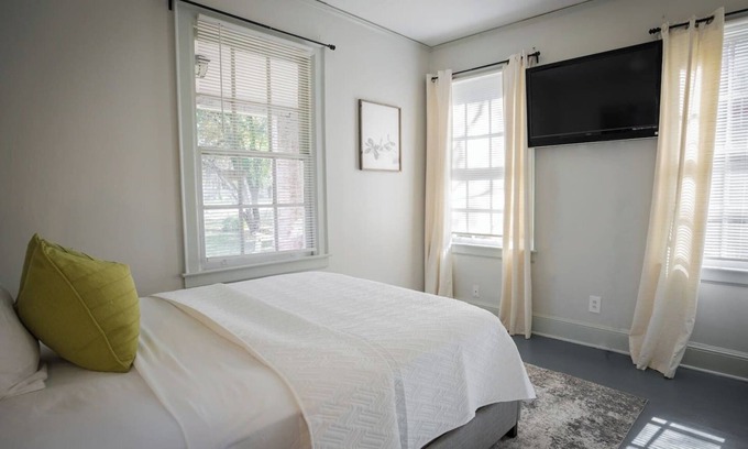 Montgomery Apartment | Cozy 2BR Home Pet-Friendly & Comfortable