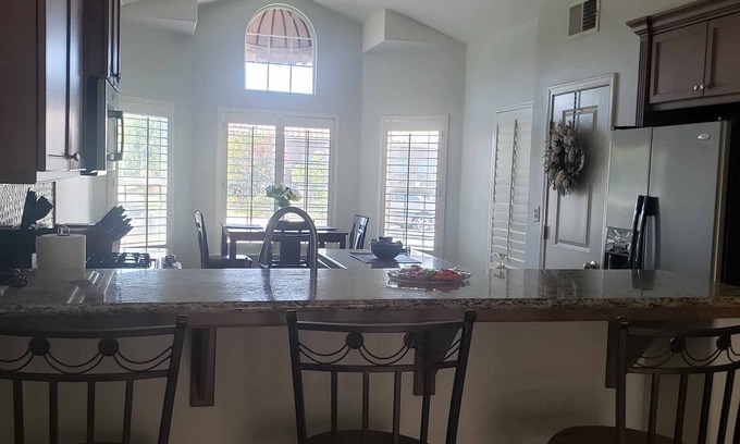 Raisin House | Cozy 3 Bed 2 Bath Home Woodward Park