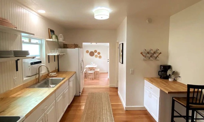 Canon City House | Cozy 3 Bedroom Home with Patio and Grill