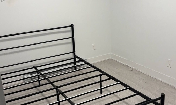 Longueuil Apartment | Cozy 3BR Apt. | Close to Subway & Good Walkability