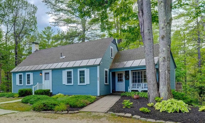 Intervale House | Cozy 4 bd/3.5 br in North Conway