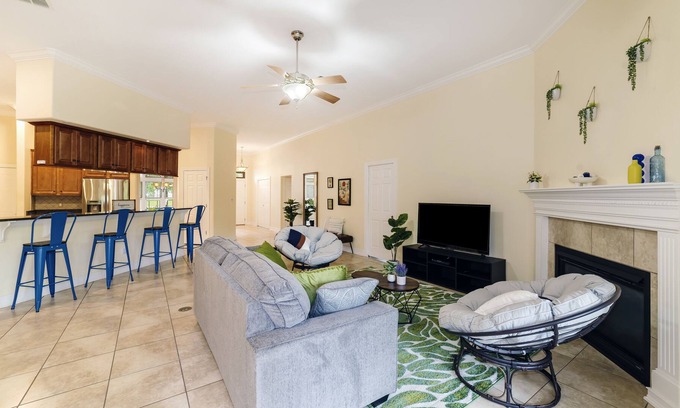 Tallahassee House | Cozy 4BR 2.5BA Home, Corn-holes Spacious