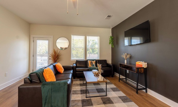 Wilmington Apartment | Cozy Airbnb in Wilmington! Enjoy this charming space with modern amenities, close to downtown, beach