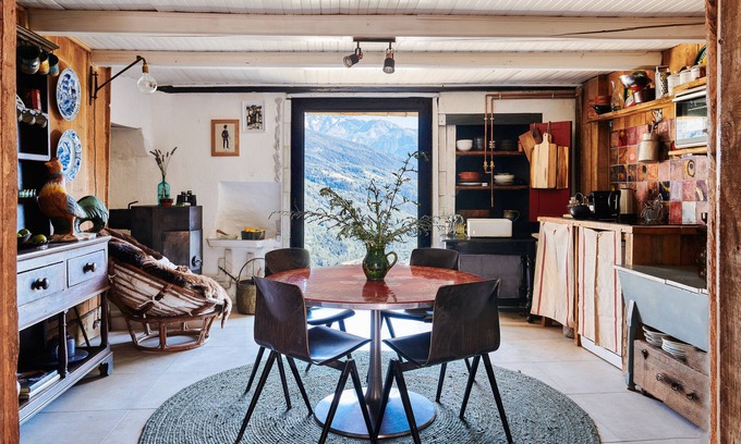 Bourg-Saint-Maurice House | Cozy Alpine Retreat in the mountain with Hot tub