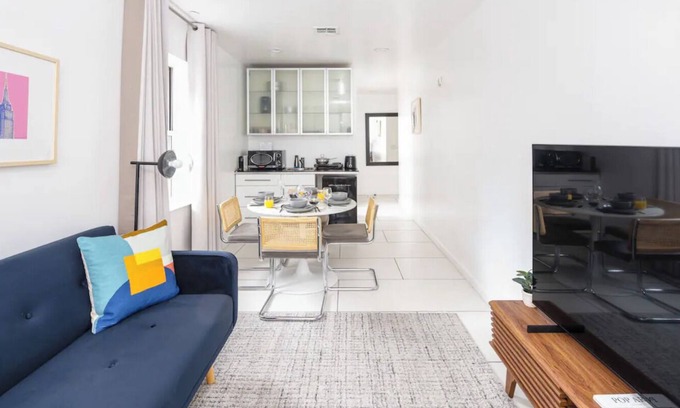 Tudor City Apartment | Cozy and Chic Studio Loft in Midtown NYC! #302