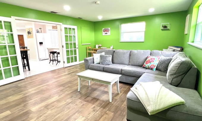 Jensen Beach House | Cozy and comfortable two bedroom home that is perfect for your stay in Jensen!