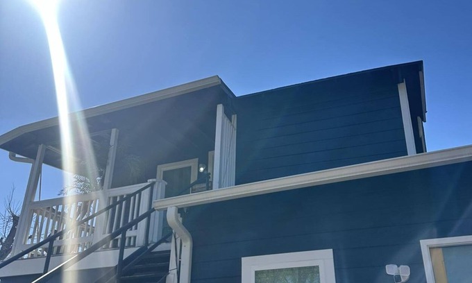 Eastside Promise Neighborhood House | Cozy and comfortable Downtown Home
