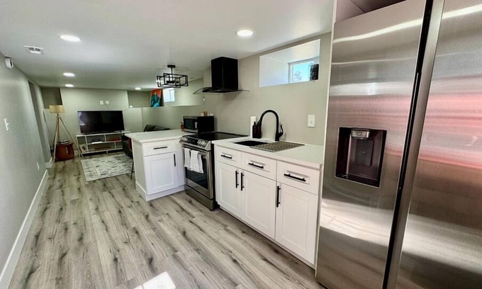Athmar Park Apartment | Cozy and modern 1-bedroom apartment in central Denver location with WiFi, AC
