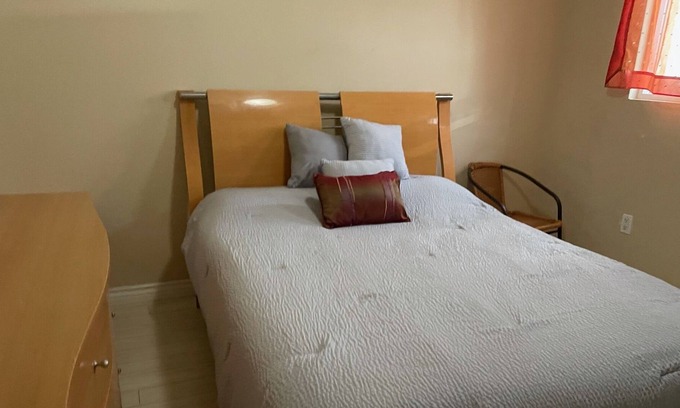Panorama City House | Cozy and private room with private bathroom