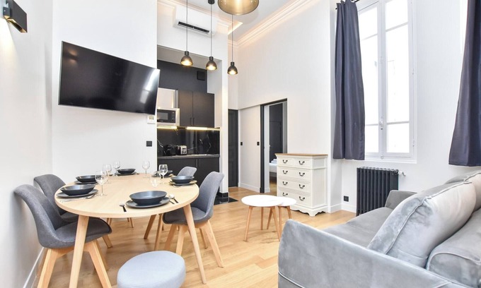 Faubourg-du-Roule Apartment | Cozy apartment - 2BR/7P - Arc de Triomphe