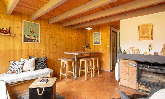 Eaux-Bonnes Apartment | Cozy Apartment for 4, 2 Sleeping Areas, Calm Location in Eaux-Bonnes