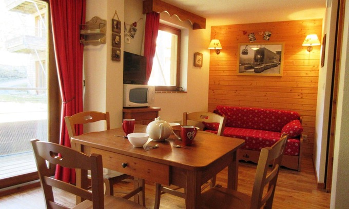 Chamrousse Apartment | Cozy apartment for 4 people, Chamrousse, pets allowed