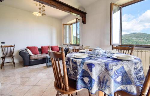 Carasco Apartment | Cozy Apartment In Carasco With Wifi