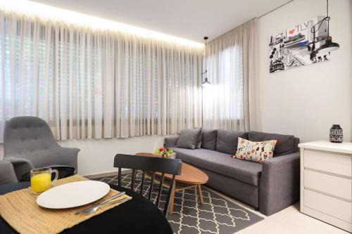 Tel Aviv City Center Apartment | Cozy Apartment in the Heart of Tel Aviv with Shelter by Sea N' Rent