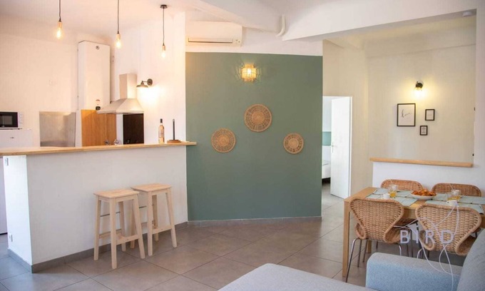 Le Cannet Apartment | Cozy apartment on Sadi Carnot fully air-conditioned