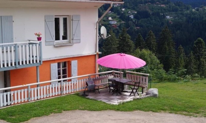 Gerardmer Cottage | Cozy apartment with private terrace in Gérardmer