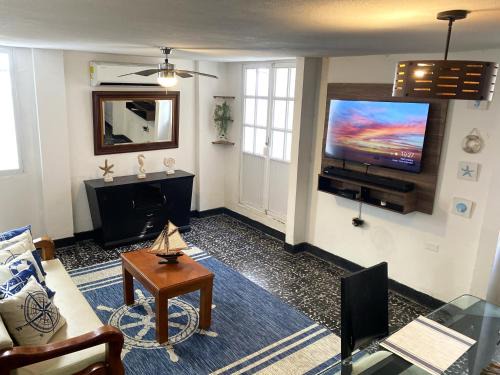 Manga Apartment | Cozy apt. on Manga Bay Blvd. (Apto. Bahia manga)