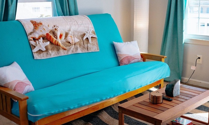 Hampton Apartment | Cozy Beach Haven w/Spacious Balcony