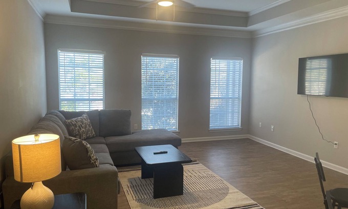 Lindridge-Martin Manor Apartment | Cozy Buckhead 1-bedroom apartment