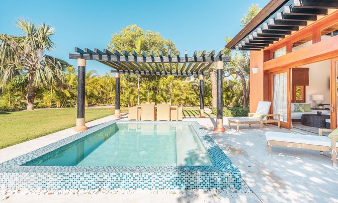Punta Cana Villa | Cozy bungallow with pool at Green Village AA3