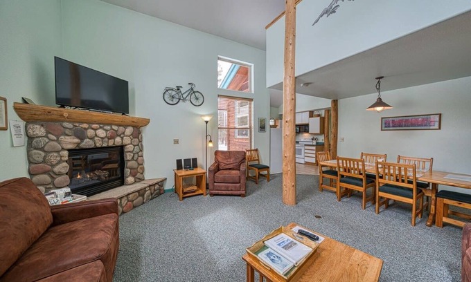 Leadville Cabin | Cozy Cabin, 2BR w/Loft Cabin - BBQ