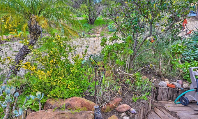 Fernwood Cottage | Cozy California Abode Near Malibu Beaches!