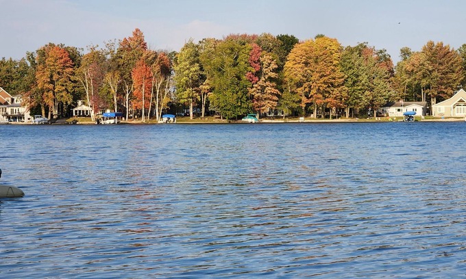 Canadian Lakes Ski Chalet | Cozy chalet cottage between the main Canadian Lake and West Canadian Lake.