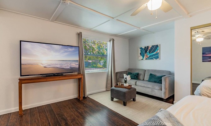 New Port Richey Apartment | Cozy & Charming Studio Close to Downtown