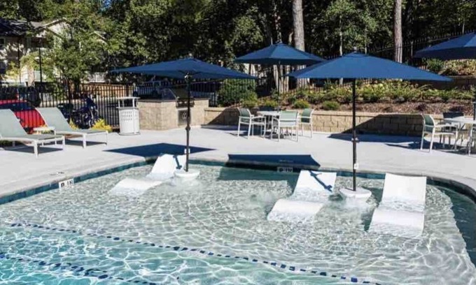 Cumberland Apartment | Cozy & clean 2 bdr. retreat near Braves Stadium!