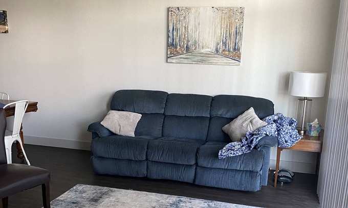 Evans Apartment | Cozy Condo.- 2 bdrm