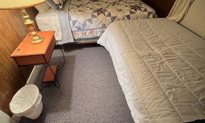 Pulaski House | Cozy convenient home, private access to the Salmon River.