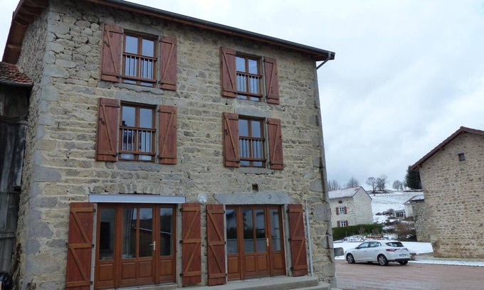 La Guillermie Cottage | Cozy converted workshop with garden - Pets allowed