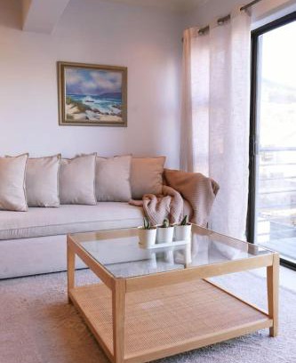 Observatory Apartment | Cozy Corner Apartment