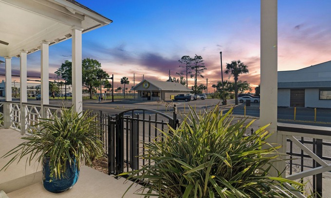Port St. Joe Cottage | Cozy Cottage 3 of 4 Bay View | 2BR | Pool | Grill | Roll In Accessible Shower