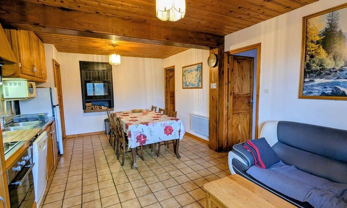 Le Menil Cottage | Cozy Cottage in Vosges - Pets Allowed