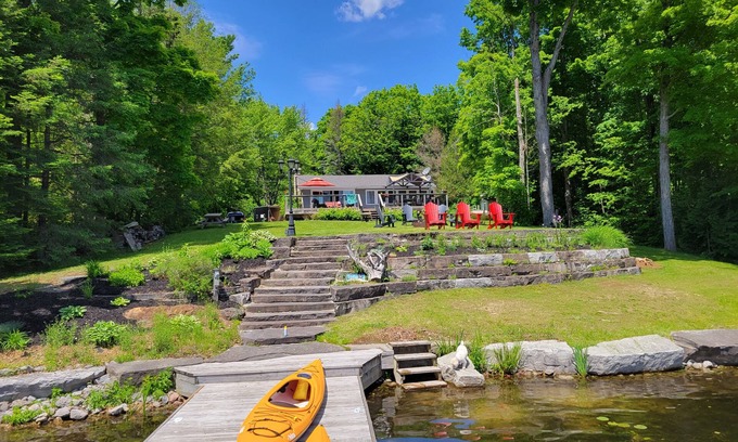 Trent Lakes Cottage | Cozy cottage retreat near beautiful Bobcaygeon on Big Bald Lake!