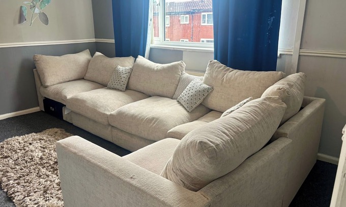 Tipton House | Cozy Cottage Retreat in Tipton