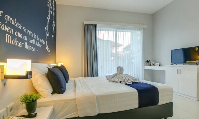 Denpasar Barat Apartment | Cozy Couple Studio with Rice Field View Seminyak Bali