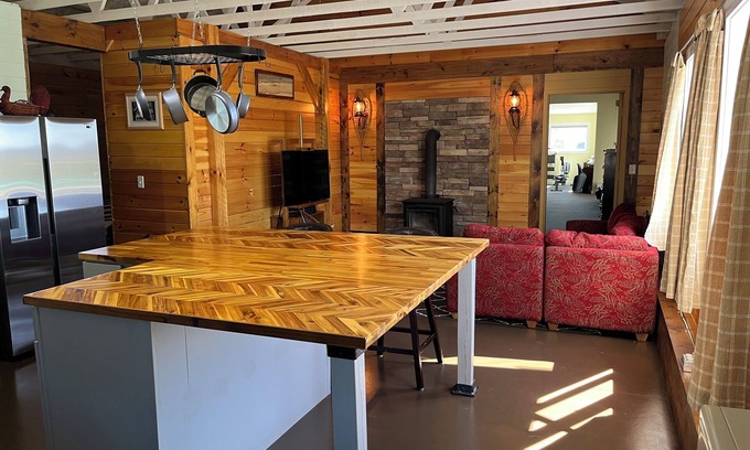 Charleston Cabin | Cozy custom built cabin home with spectacular sunset views from private deck