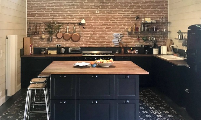 Uza House | Cozy, designer cottage in Uza. 10 minutes from the beach, seconds from the lake.