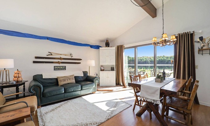 Gaylord Condo | Cozy Fall Townhome - Beautiful Lakefront Access in a Private, Rural Community