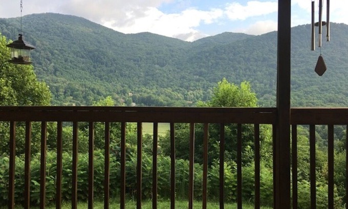 Waynesville House | *Cozy Family Hideaway (Mountain Views + Big Deck)*