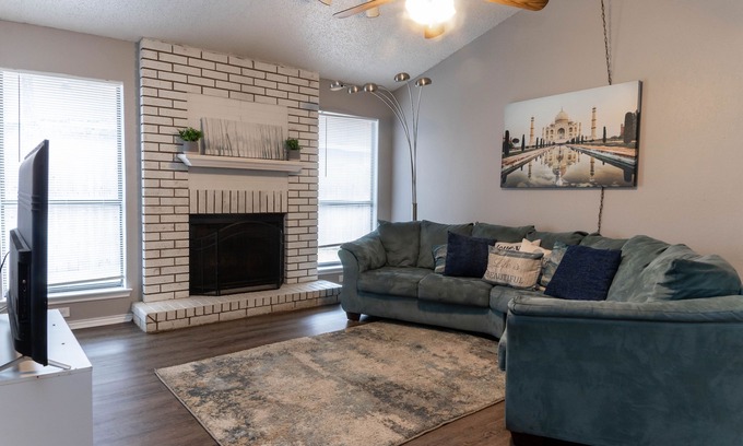 Killeen House | Cozy Family Home