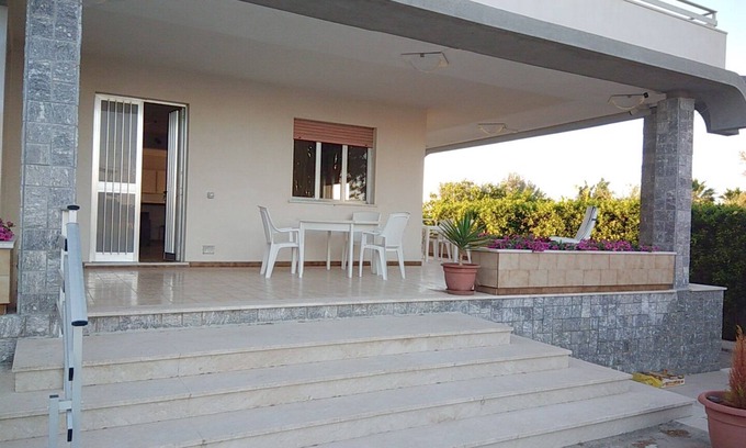 San Lorenzo Villa | Cozy family villa 120 meters from the sea