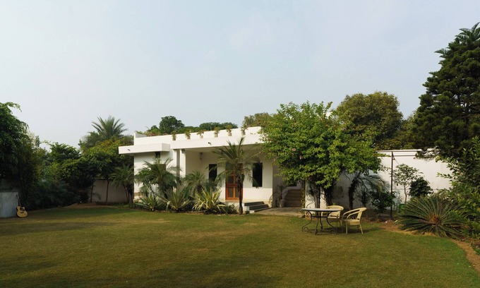 Jaipur District Other | Cozy Farmstay with Swimming Pool. Pet Friendly