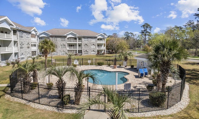Central Myrtle Beach Apartment | Cozy First Floor at Magnolia