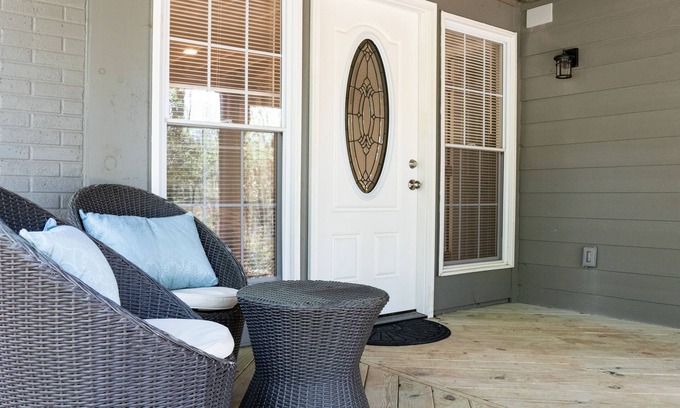 Marietta Apartment | Cozy Garden Apartment Nestled within a Quiet Cul-de-sac