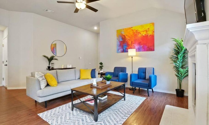 Round Rock House | Cozy Getaway, Minutes from Austin!