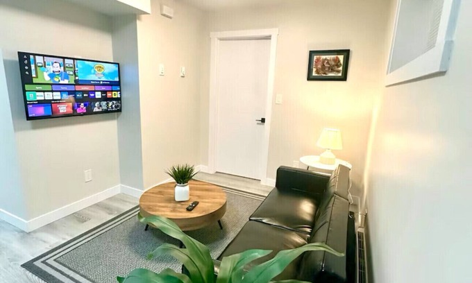 Regina Apartment | Cozy guest house in The Greens, Regina.nNewly finished 1-bed basement Suite.