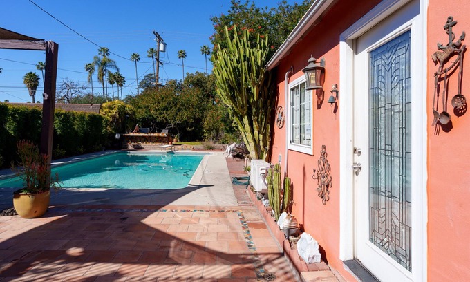 El Miradero Apartment | Cozy Guesthouse in the Heart of Glendale